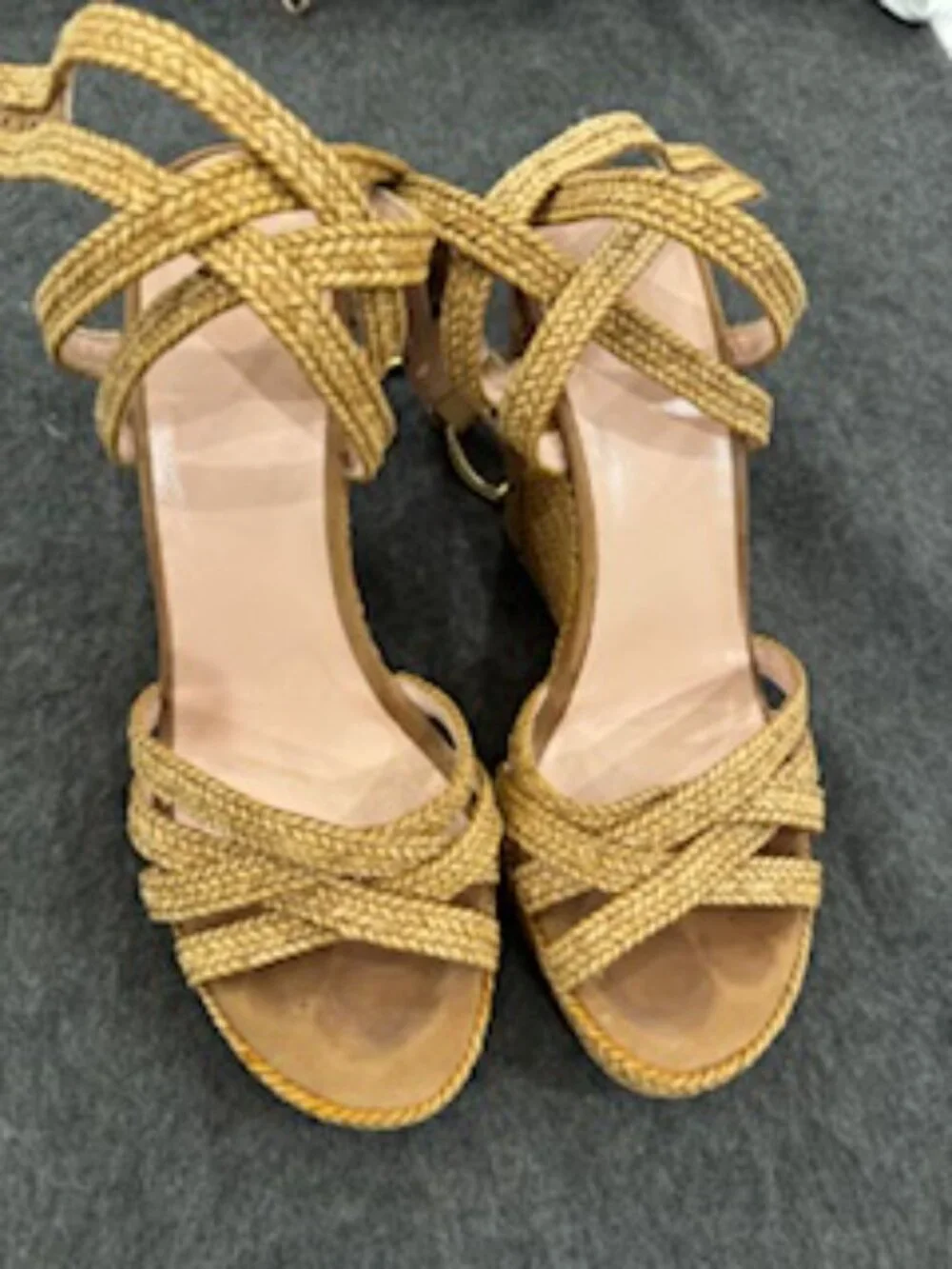 Stuart Weitzman Natural Woven Sandal - Picture 2 of 3